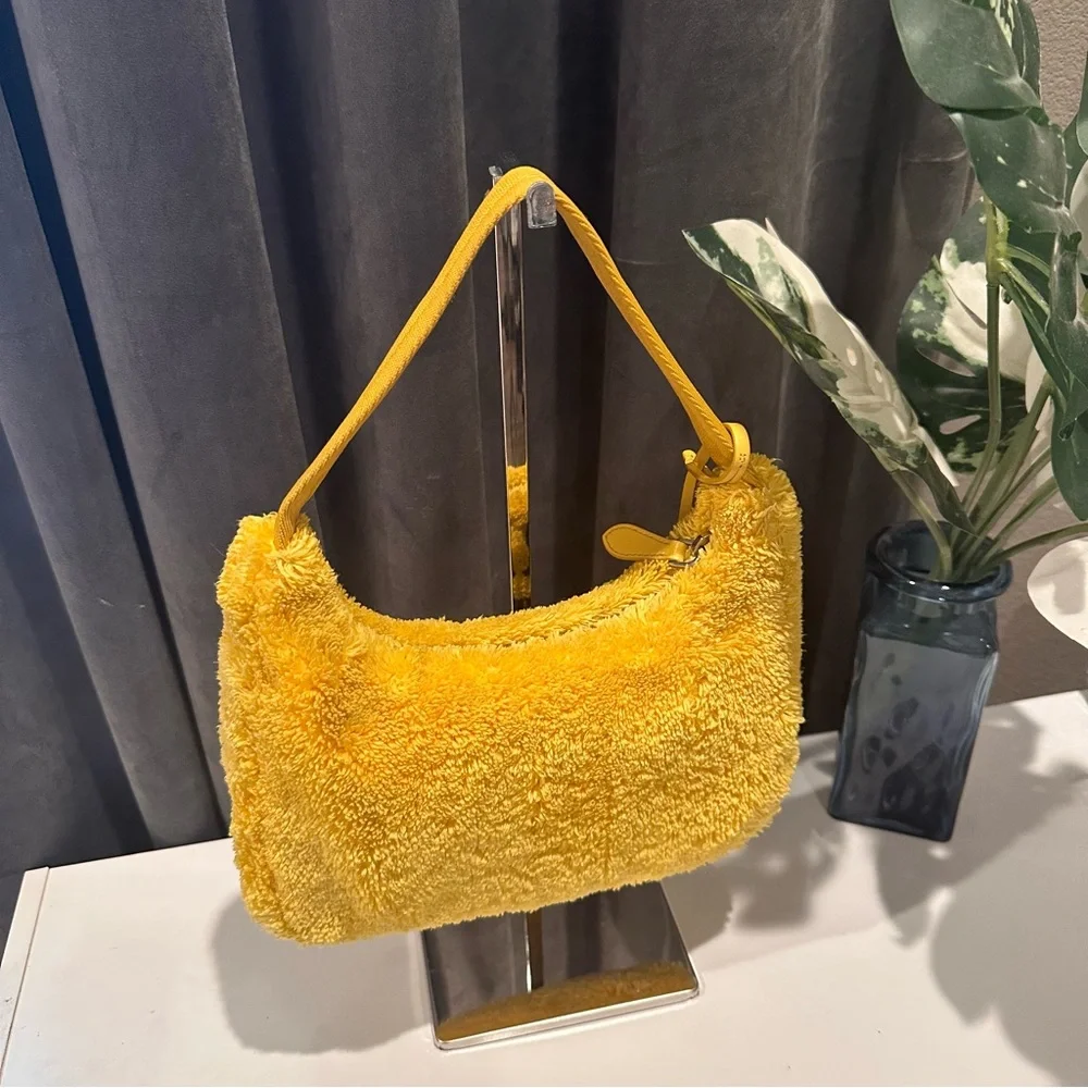 Prada Terry 2000 Re Edition Yellow - Picture 7 of 15